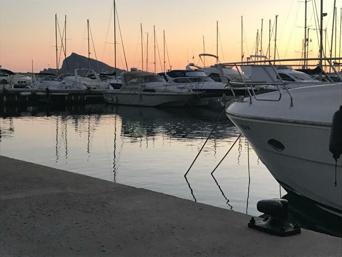 Altea, Callejeando Por Su Casco Antiguo. Kültér fotó