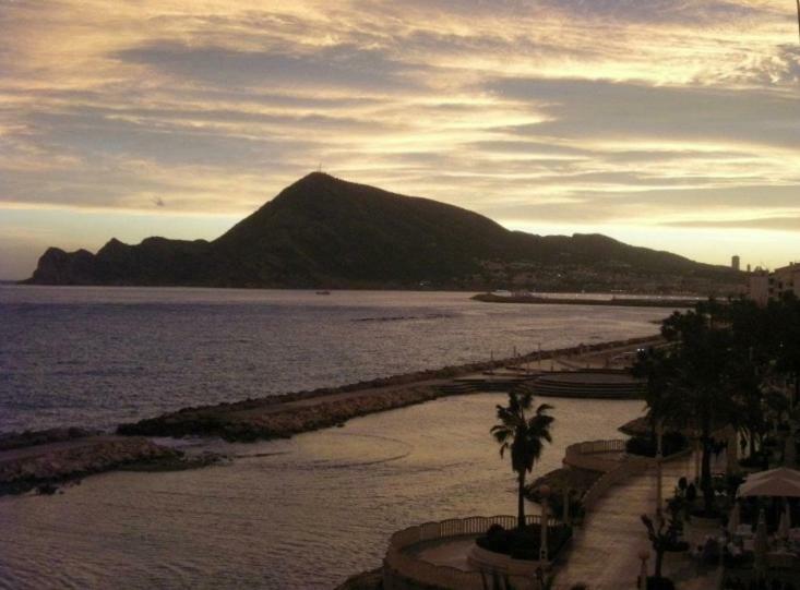 Altea, Callejeando Por Su Casco Antiguo. Kültér fotó