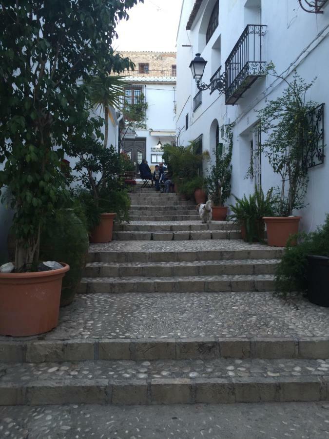 Altea, Callejeando Por Su Casco Antiguo. Kültér fotó