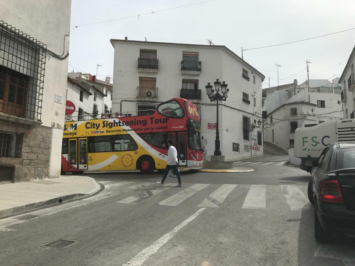 Altea, Callejeando Por Su Casco Antiguo. Kültér fotó